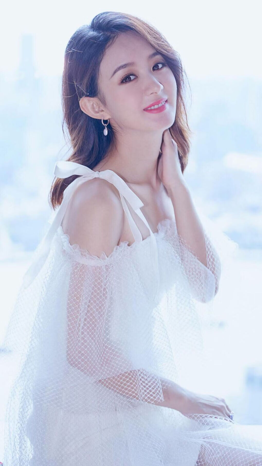 奥预赛中国足球迎战 球迷热议不减，2020足球奥预赛