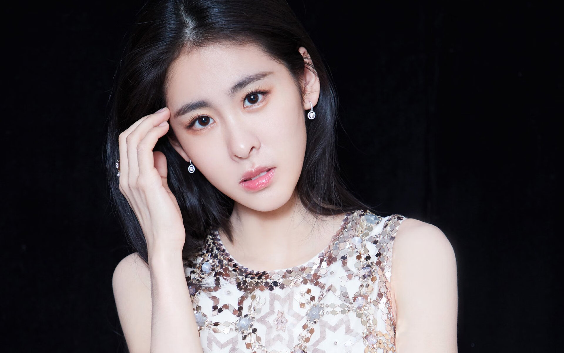 儿童足球发展规划提出多项新措施，推动青少年体育普及，儿童足球训练阶段如何加强营养